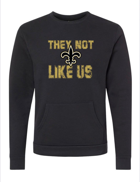Unisex Santa Barbara Pocket Crewneck Sweatshirt